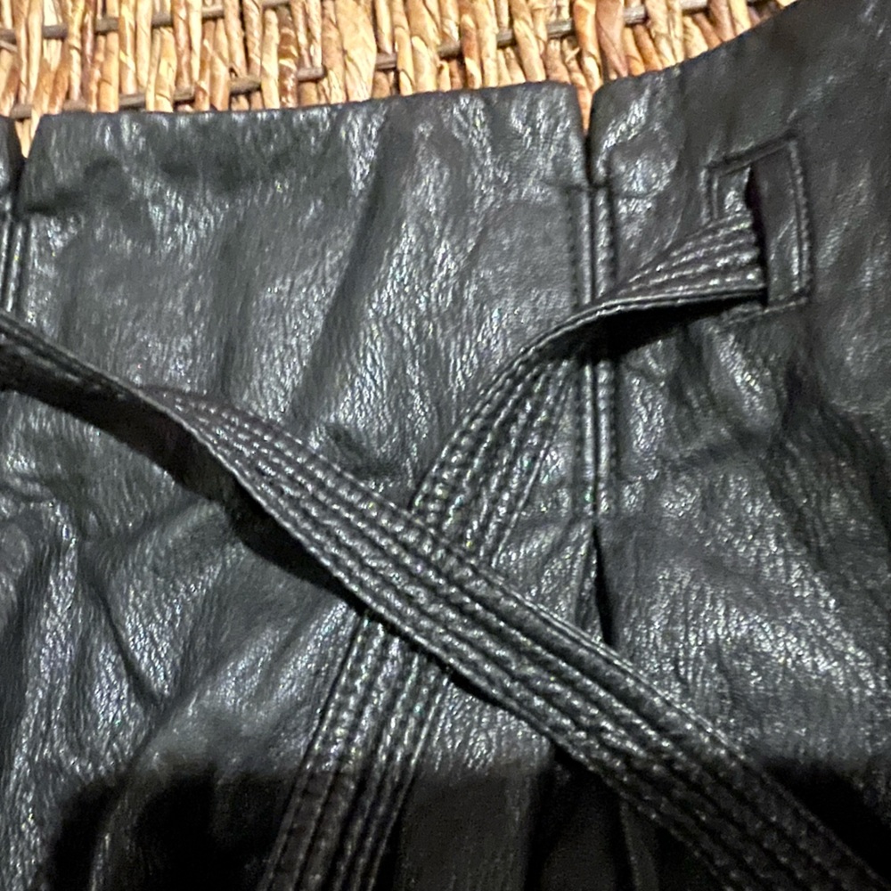 🆕 FREE PEOPLE Payton Paper-bag Vegan Leather Black Mini Skirt Sz 0 NWT - Picture 10 of 13
